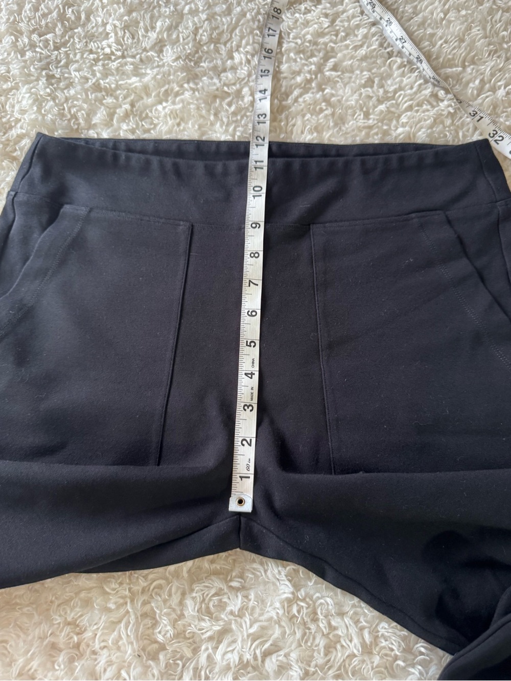 Cabi Cheeky Ankle Pants Ponte Knit Black 6488 Size Large - Picture 5 of 11